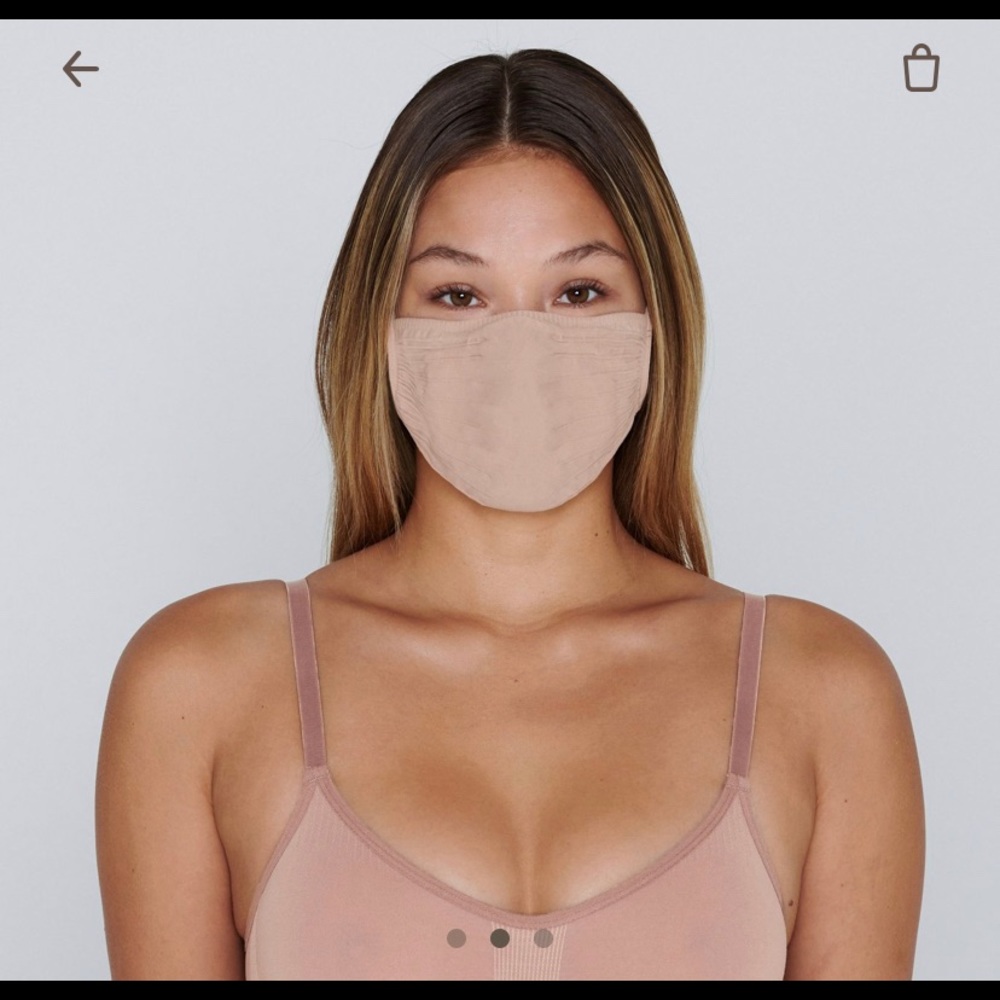 5x SKIMS SIENNA nude kardashian facemask
